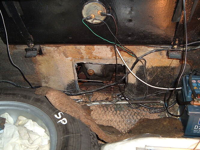 boot diff access 2.JPG