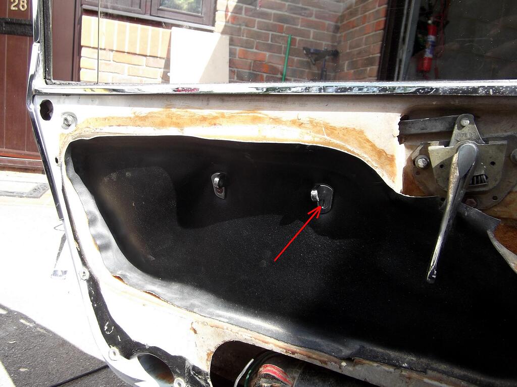 S3 door pull screws - Elan Discussions - LotusElan.net