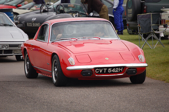 lotus Elan Castlecoombe 1.jpg