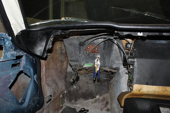 passenger side in car.JPG