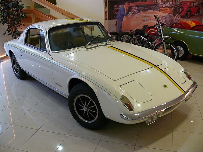 L-Lotus-Elan-2-2.jpg