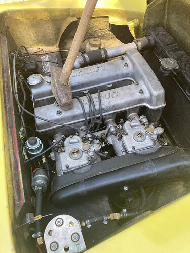 Engine Compartment.HEIC