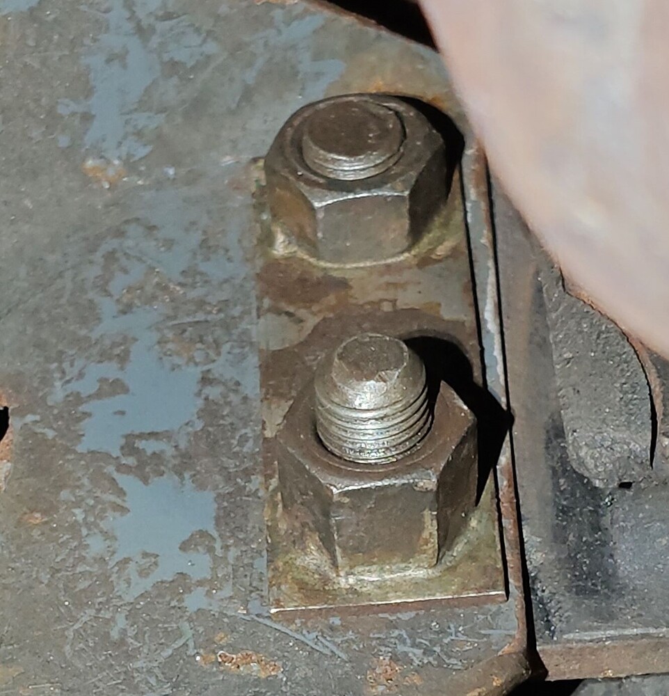 Nut plate