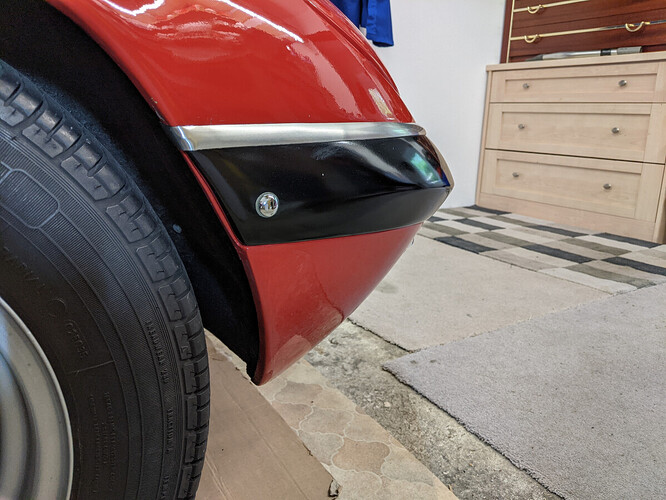 Front bumper trim 007.jpg