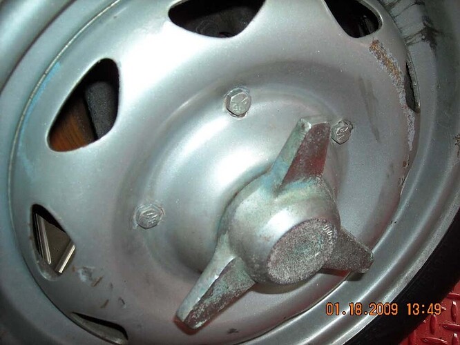 Bolted wheel reduced.jpg