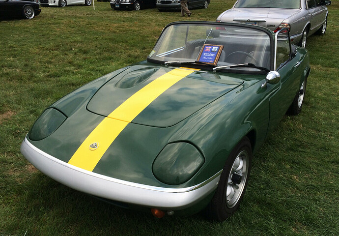 Elan-Stowe-2014.jpeg