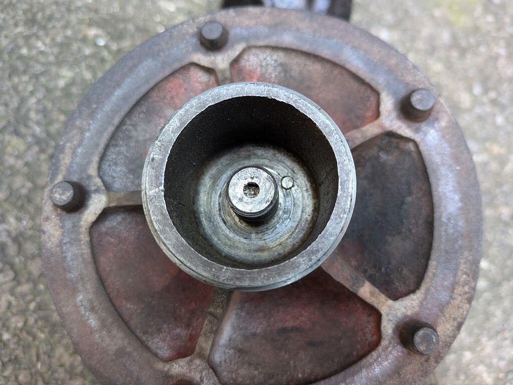 Removing rear hub - specialists - Plus 2 Discussions - LotusElan.net